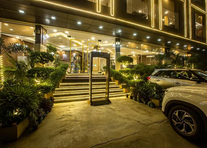 Hotel The Prithvi Near Delhi Airport
