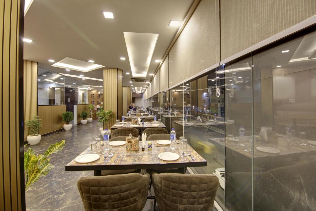 The Prithvi Near Delhi Airport 3* New Delhi